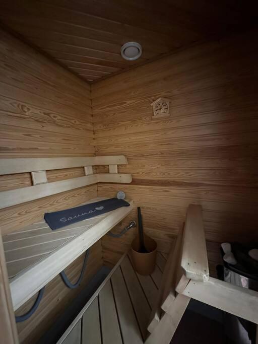 Central City Suite - King Size Bed - Wi-Fi - Sauna Рованиеми Екстериор снимка